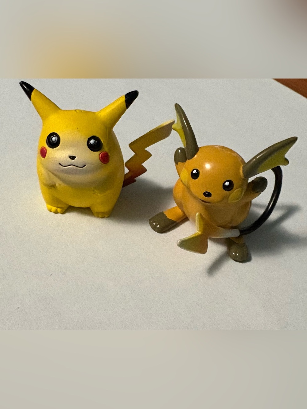 1998 Pokemon Pikachu & Raichu Figure Set